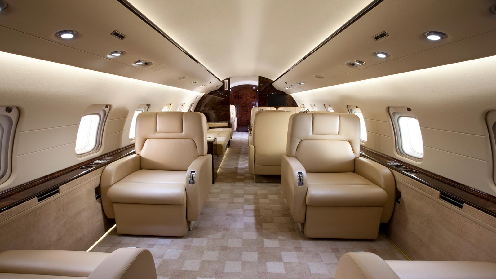 Bombardier Challenger 850 Interior