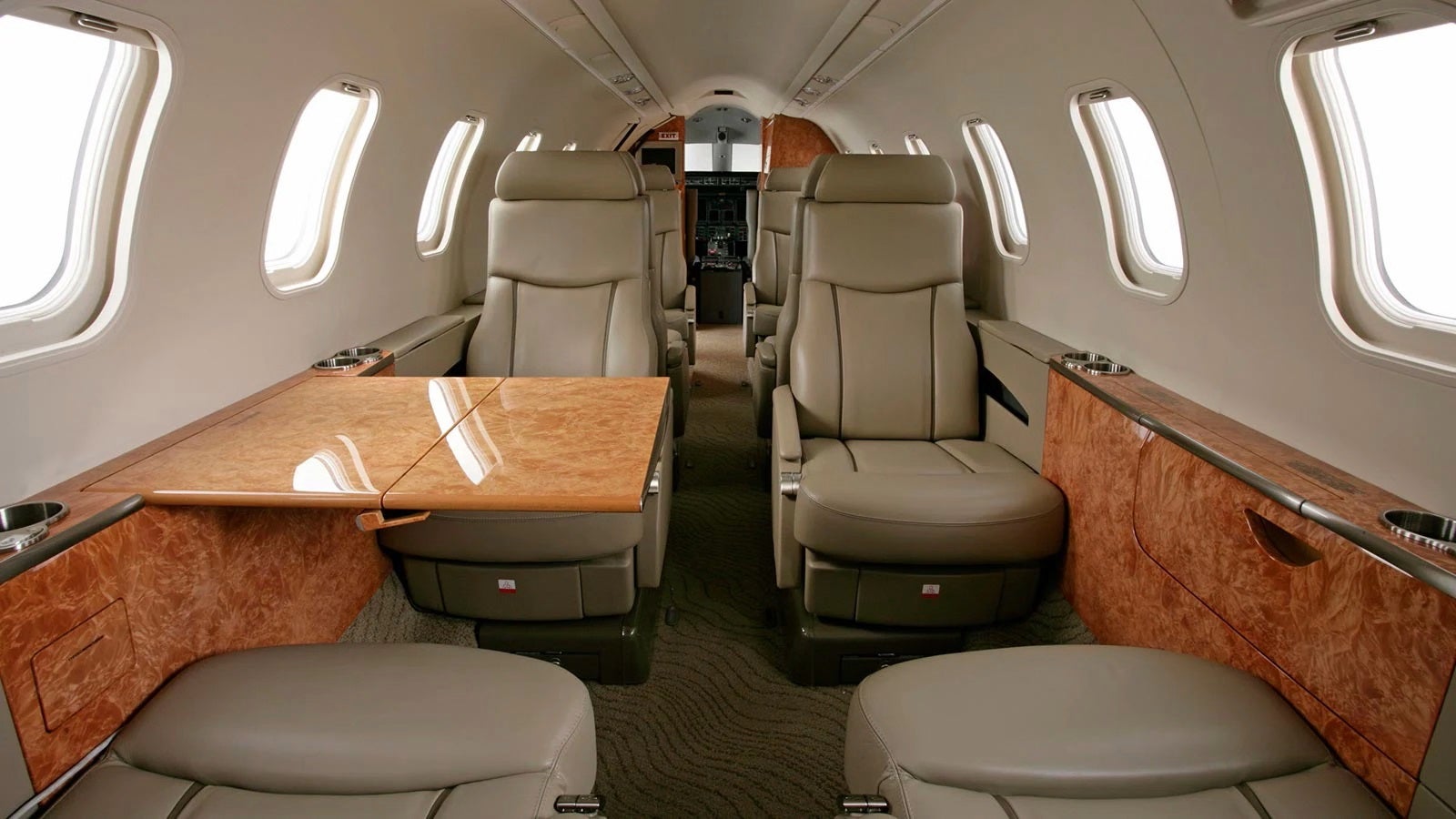 Bombardier Learjet 45XR Interior