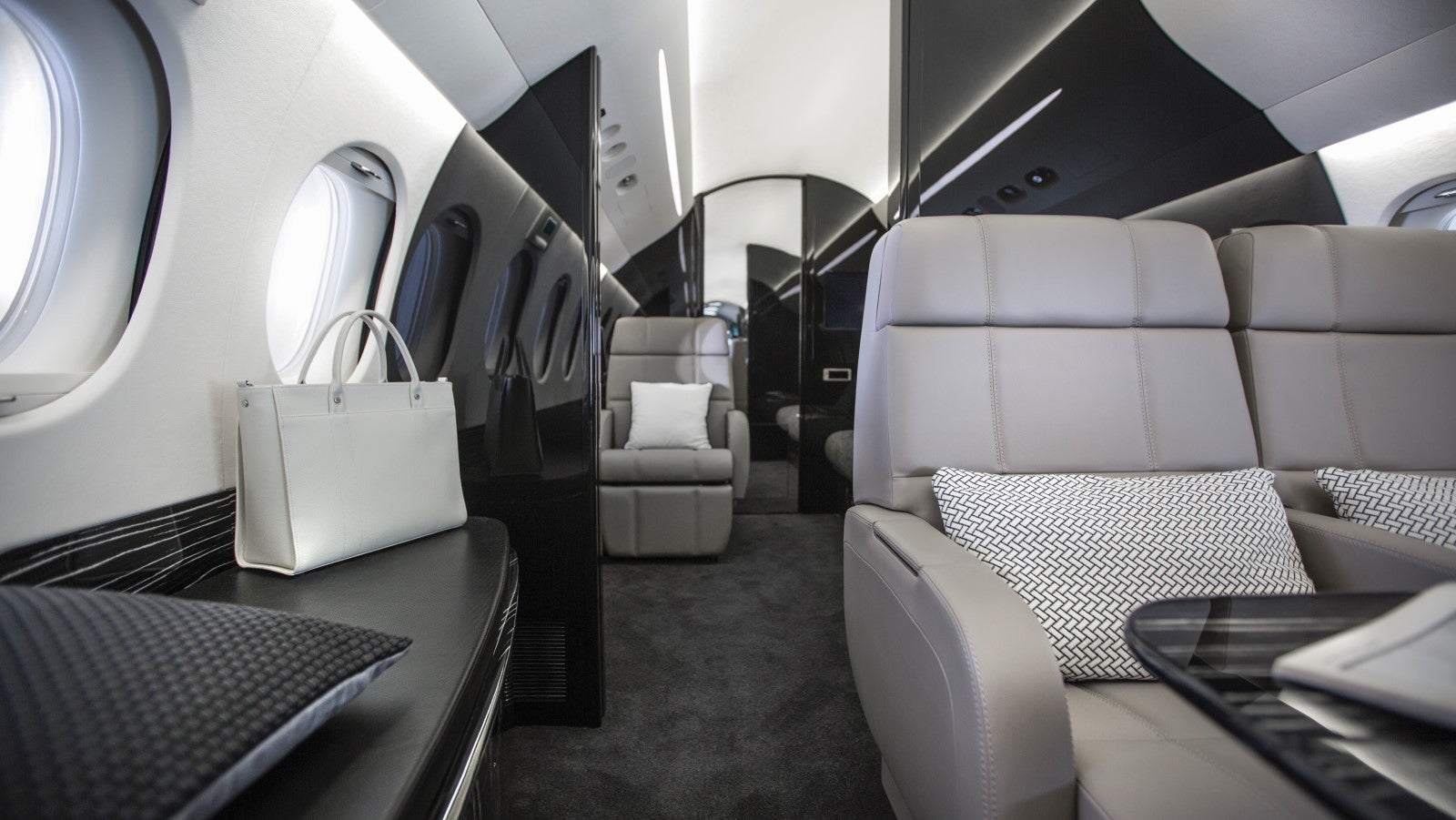 Dassault Falcon 8X Interior