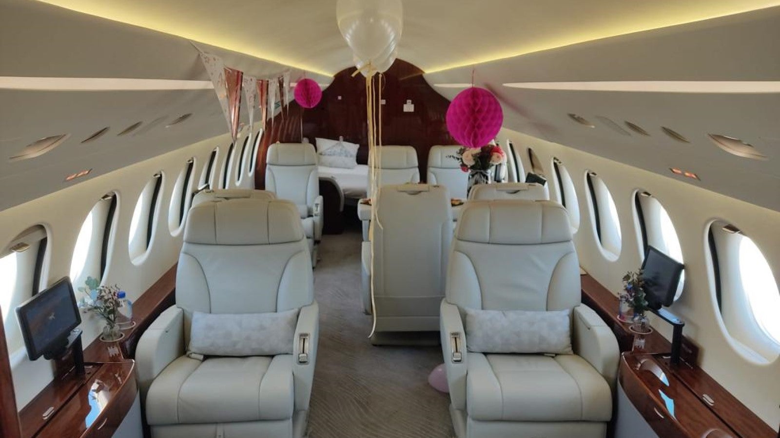 Dassault Falcon 8X Interior