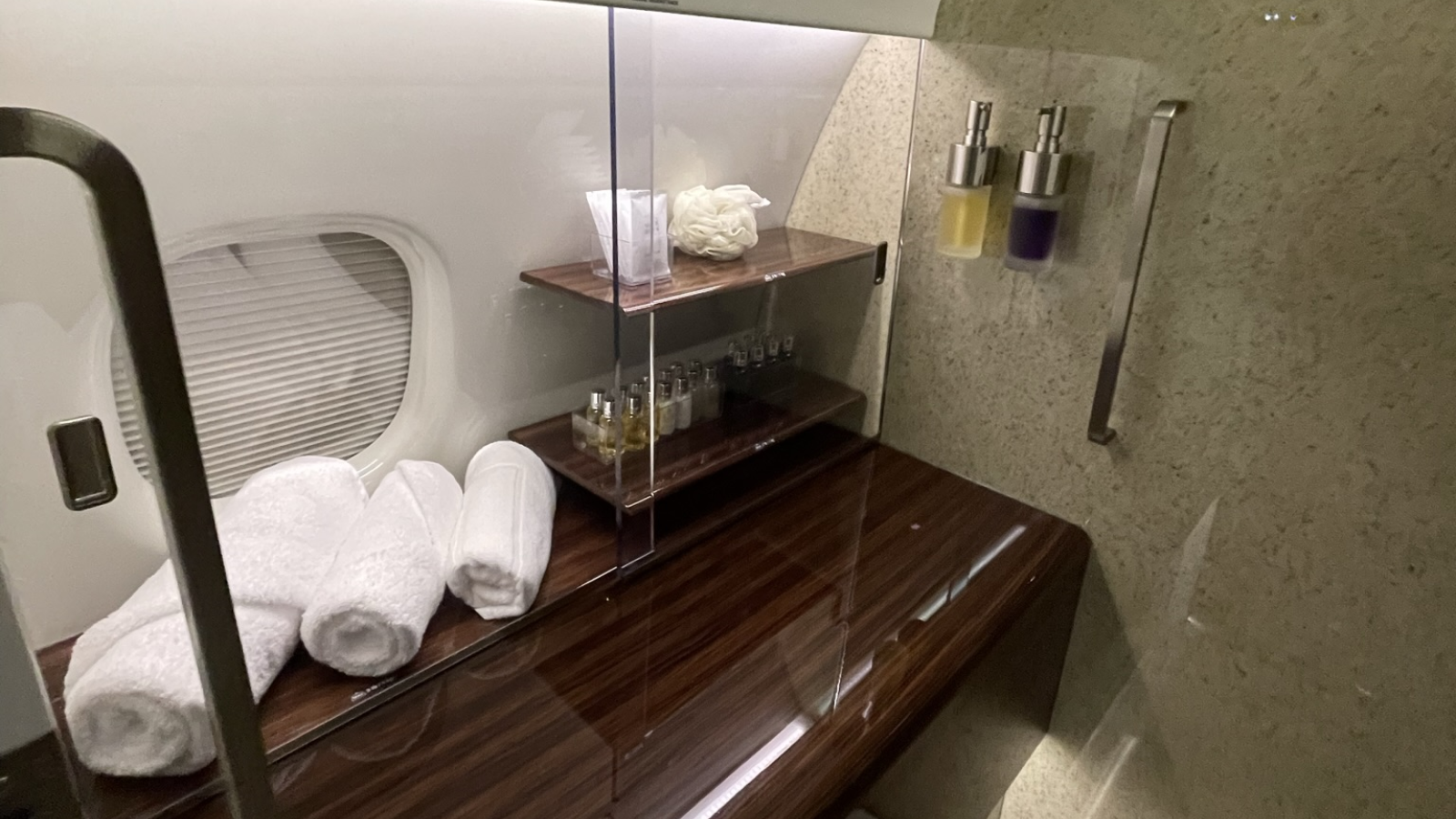 Embraer Lineage 1000 Interior