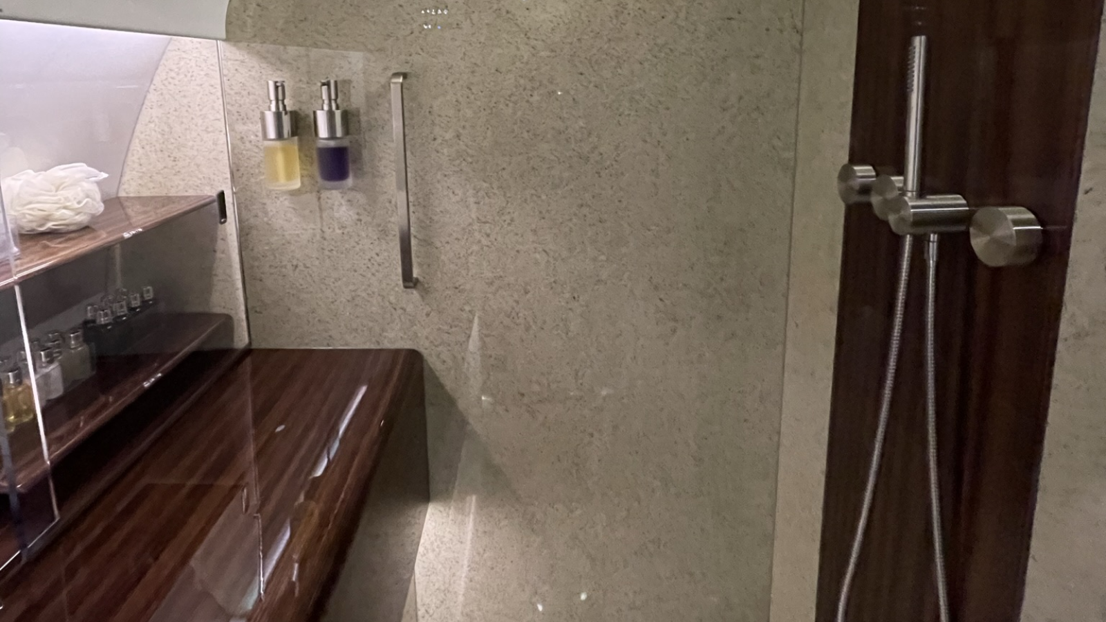 Embraer Lineage 1000 Interior