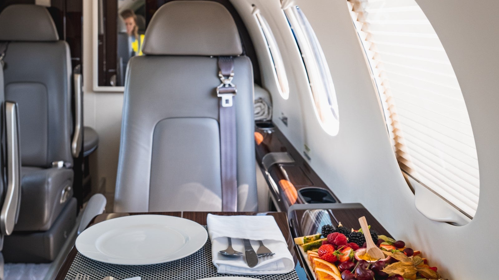 Embraer Phenom 300 Interior