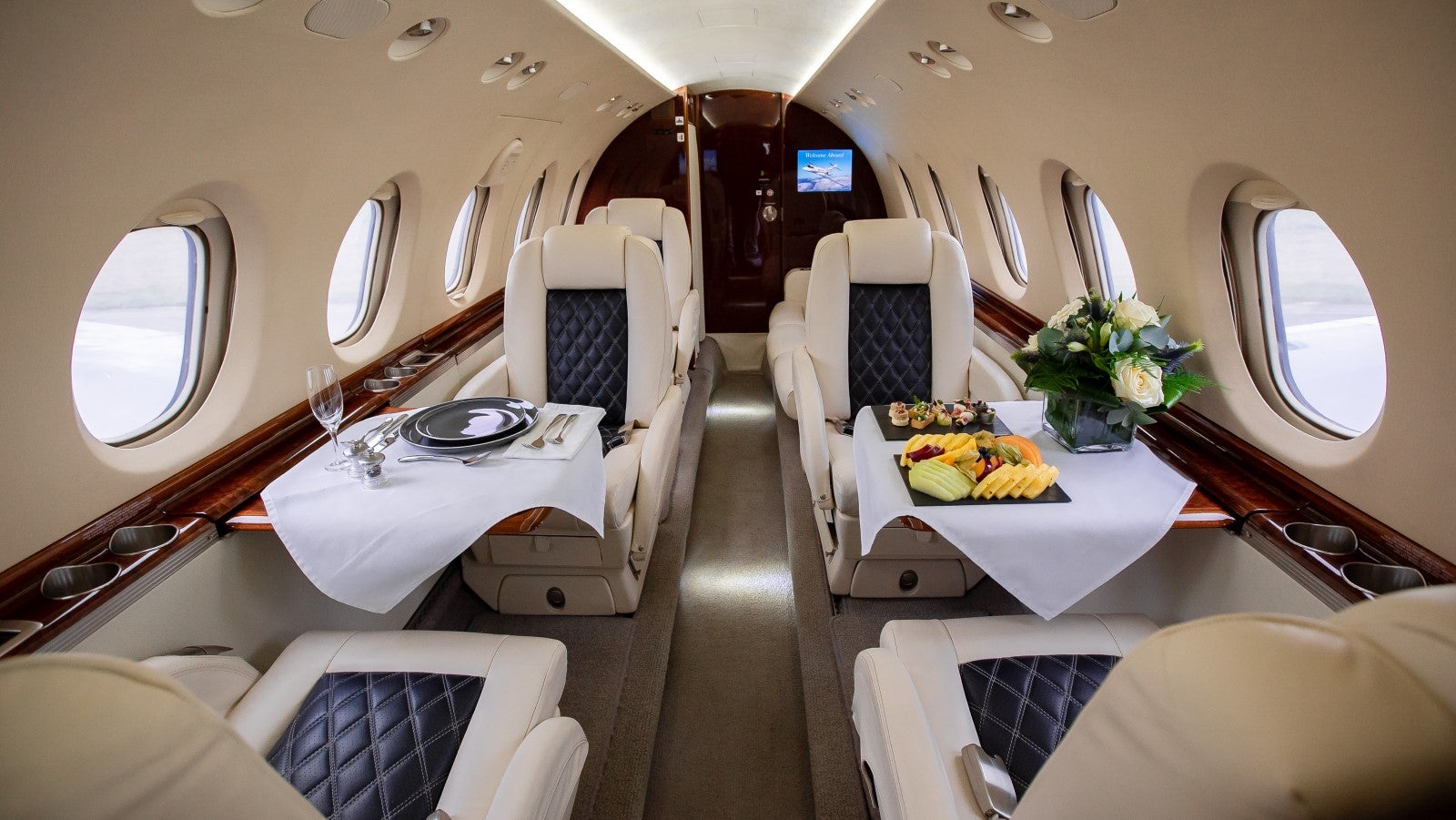 Hawker Beechcraft 750 Interior