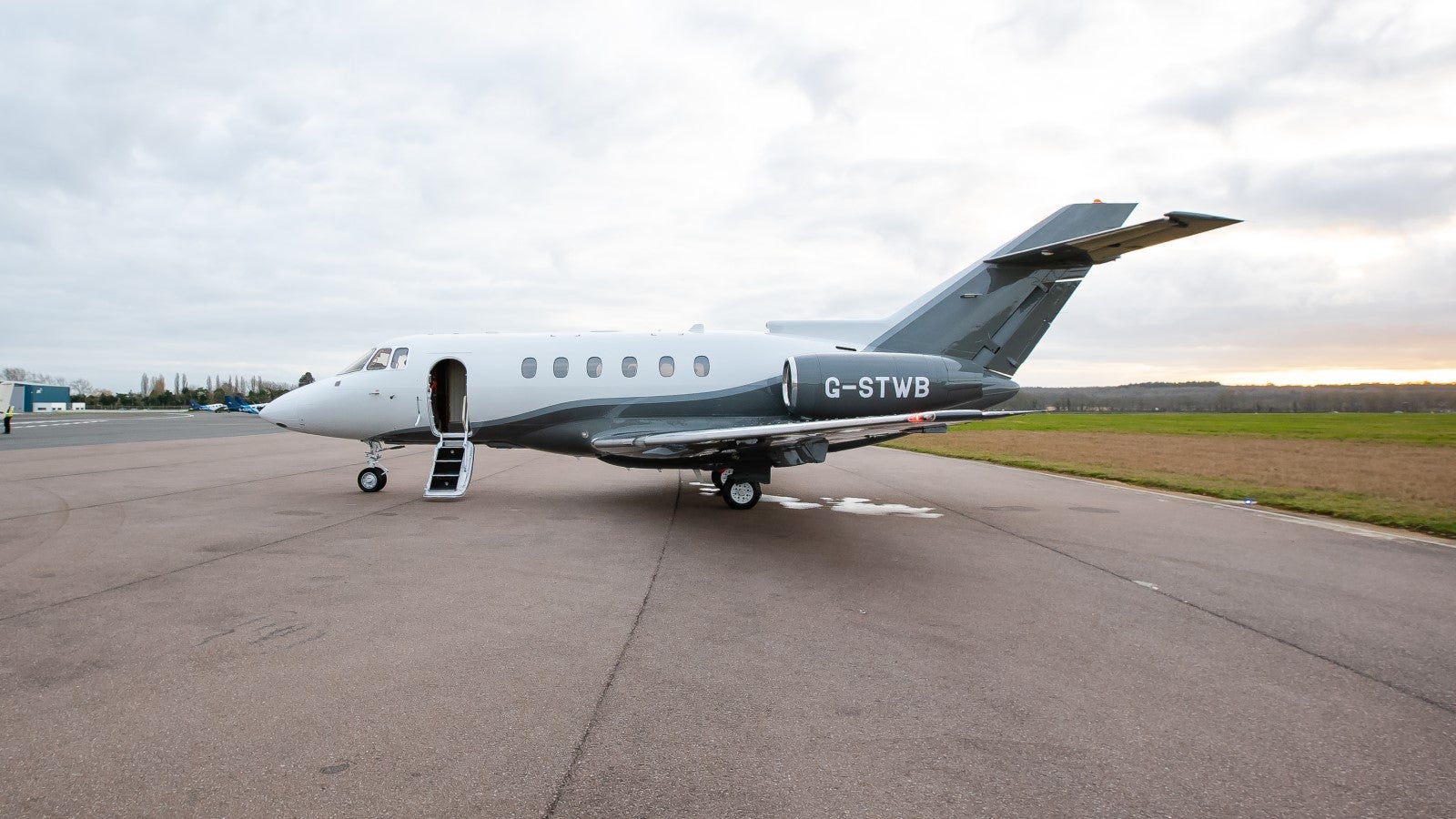 HAWKER BEECHCRAFT 750