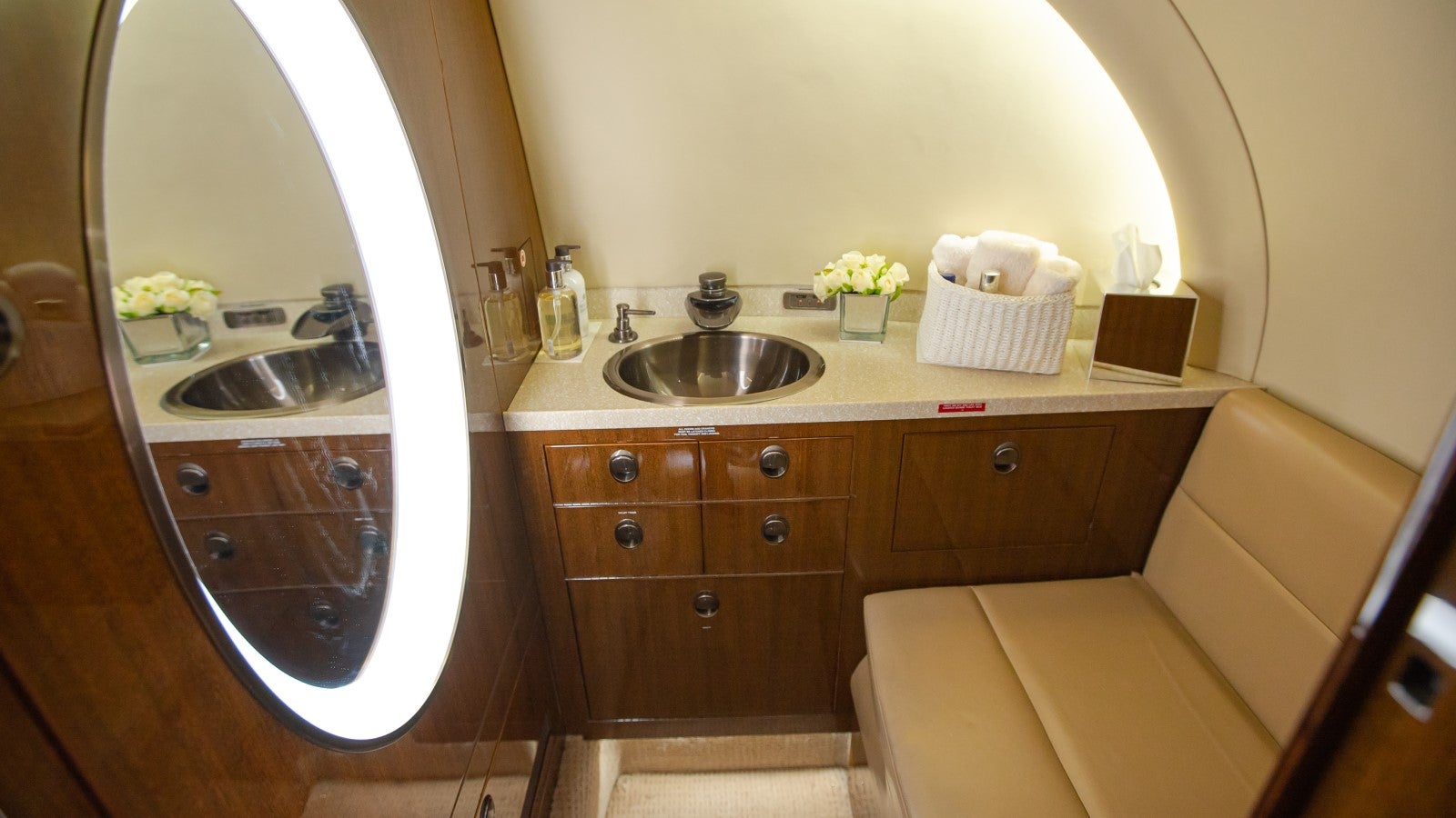 Hawker Beechcraft 900XP Interior
