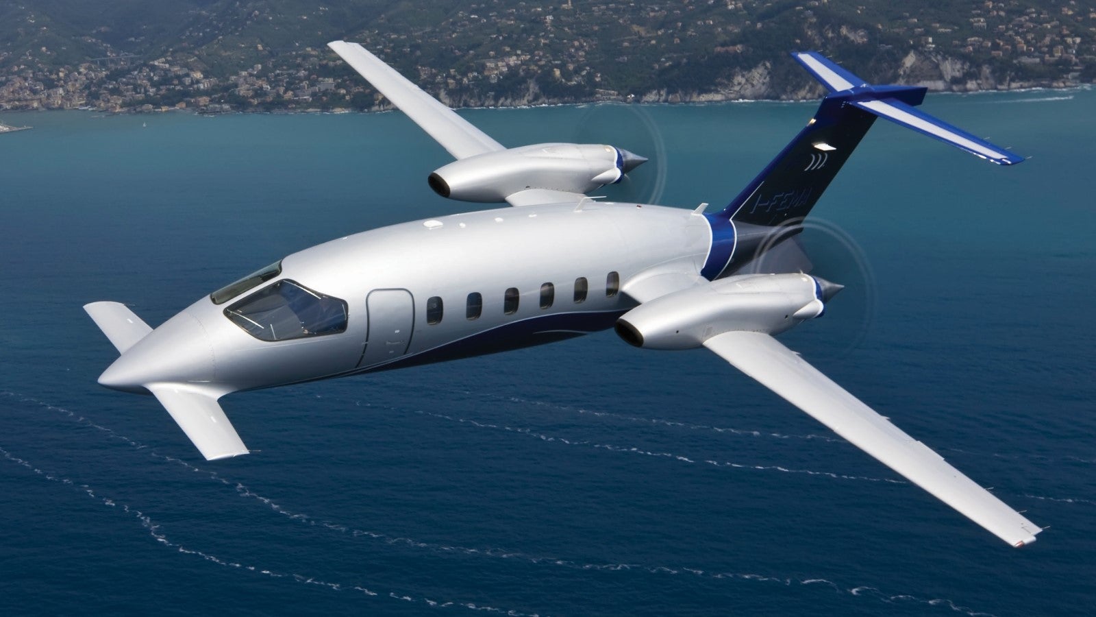 PIAGGIO AVANTI P180 II